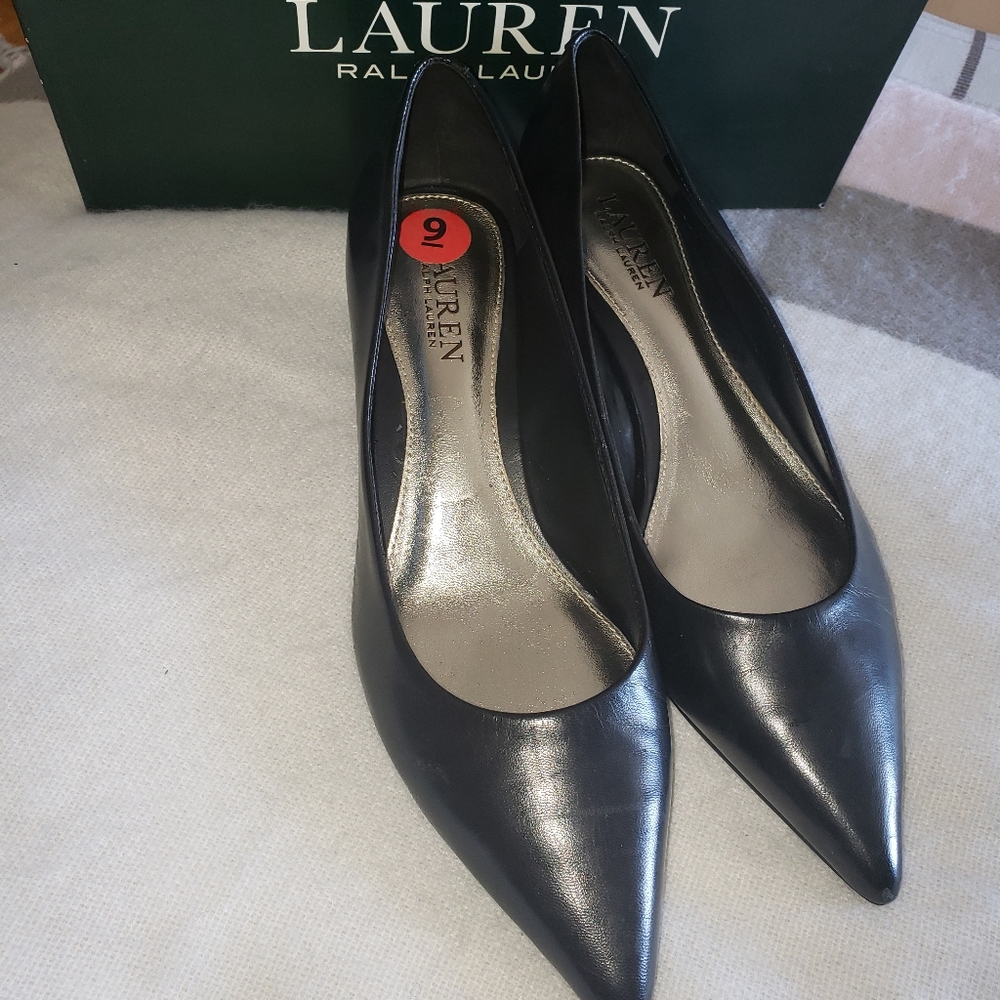 Ralph Lauren Pumps.